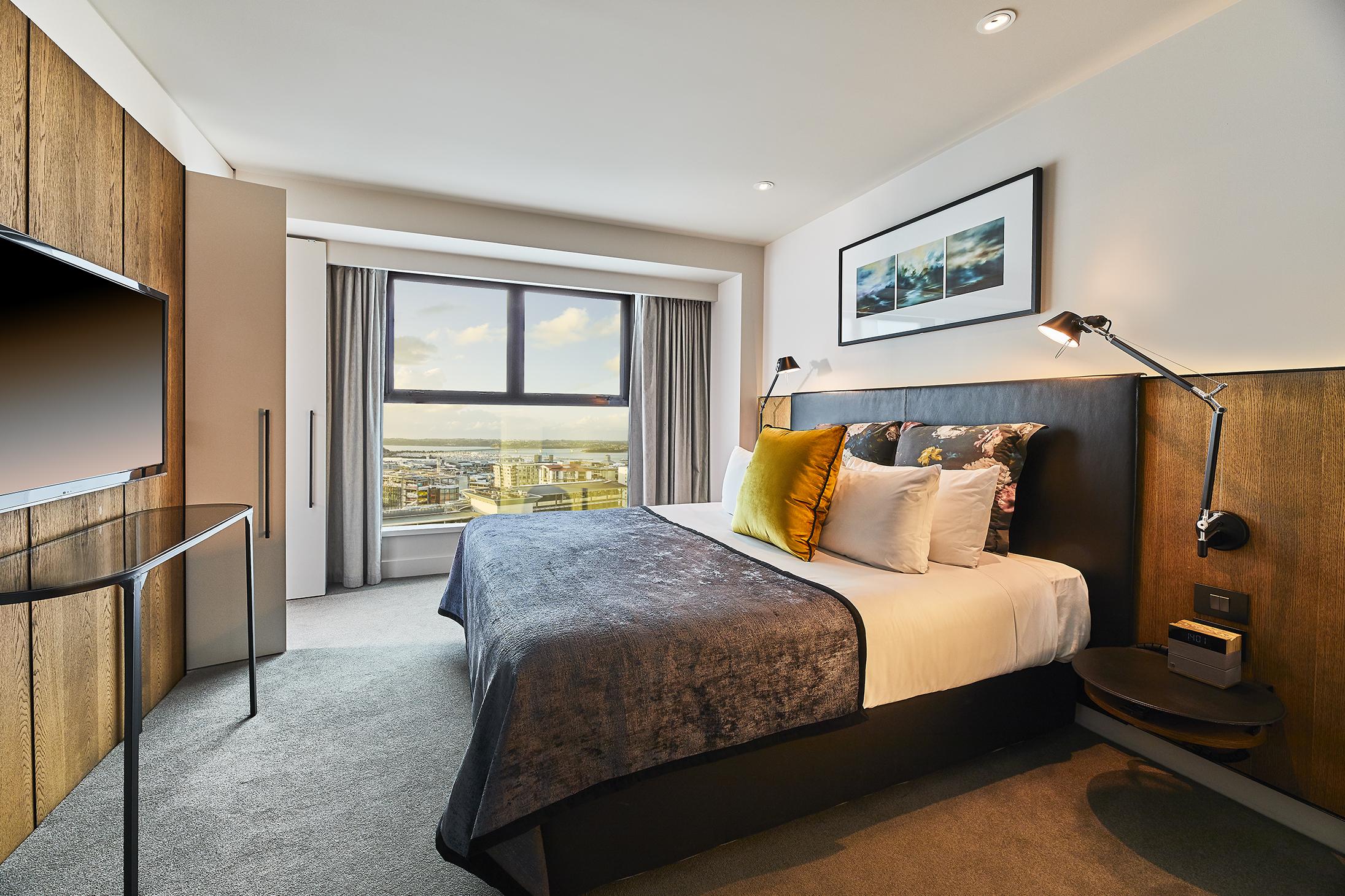 The Grand By Skycity Auckland Exterior photo A bedroom at the hotel