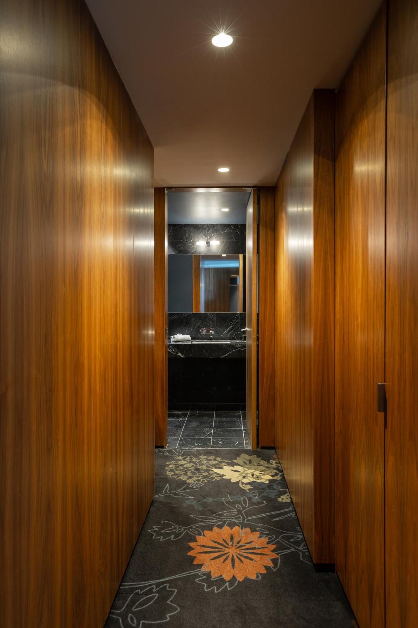 The Grand By Skycity Auckland Exterior photo Bathroom