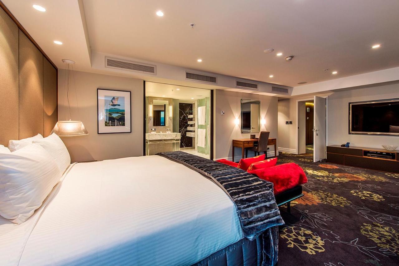 The Grand By Skycity Auckland Room photo A suite at the hotel